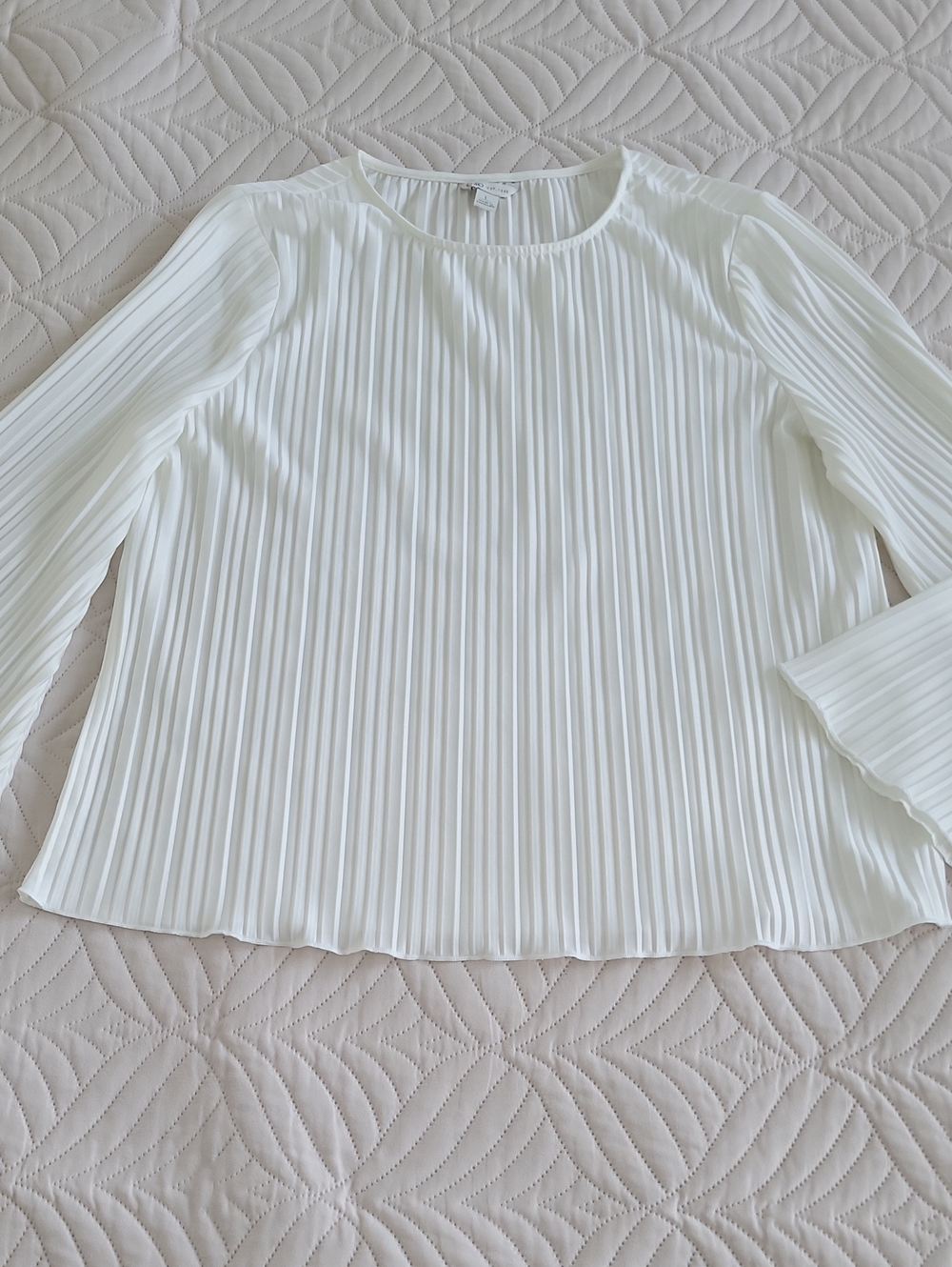 Cato Pleated Cream Long-Sleeve Blouse